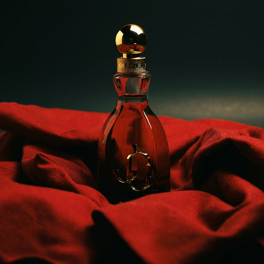 10 Best Arabic Perfumes Under £30 in the UK (Unisex, Long-Lasting & 100% Authentic)